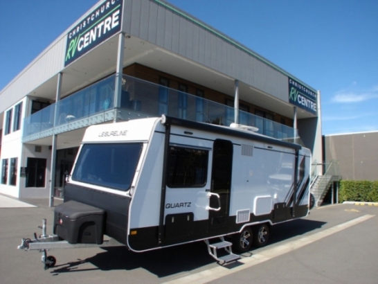 NEW - Leisure Line - Quartz - 674 SE
