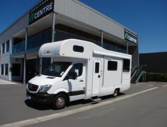 Mercedes Benz Sprinter / Kea River Rest M721