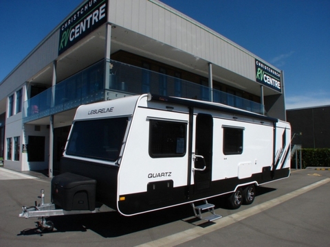 Leisure Line - Quartz - 806 SE - Walk Around Bed
