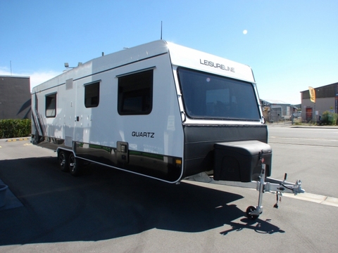 Leisure Line - Quartz - 806 SE - Walk Around Bed