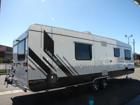 Leisure Line - Quartz - 806 SE - Walk Around Bed
